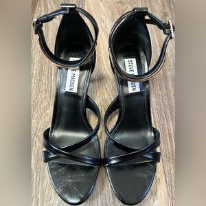 Steve Madden Glossy Black Heels